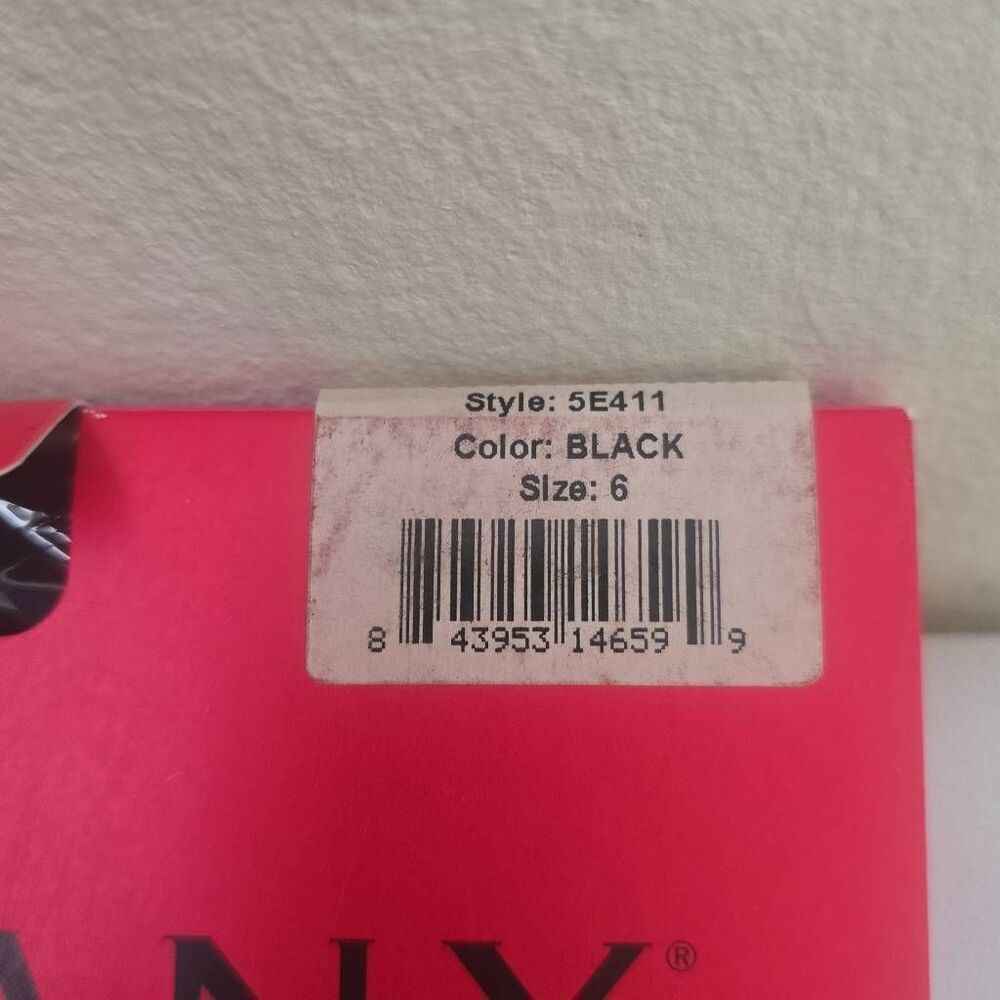 Spanx Tights! All Day Shaping, Patterned Leg, Black Opaque, NWT, Sz. 6/D View 2